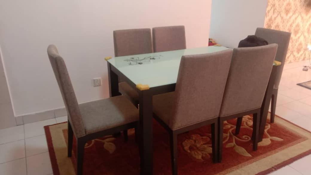 Ferienwohnung Pr1Ma Presint 11 Putrajaya Exterior foto
